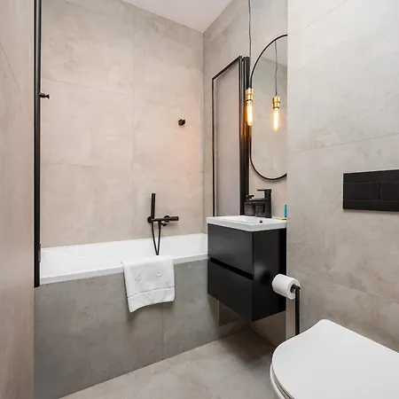 Krasinski Garden Elegant By Bookinghost Appartement Varsovie