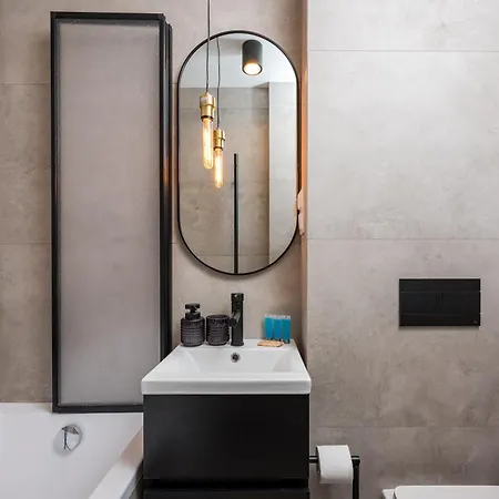 Krasinski Garden Elegant By Bookinghost Apartament
