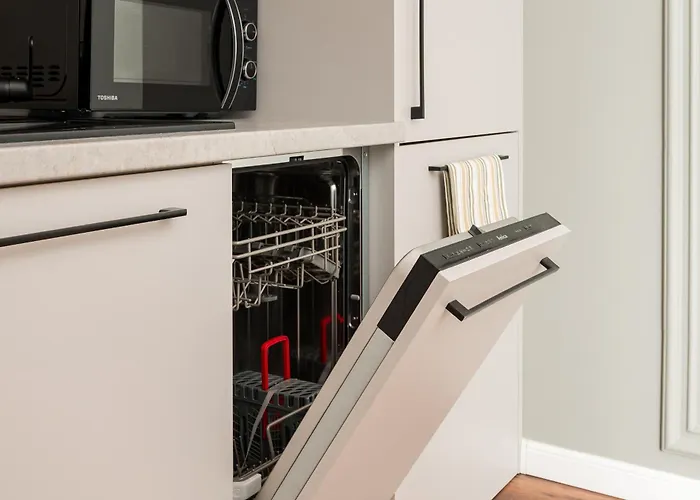 Krasinski Garden Elegant By Bookinghost Warsaw