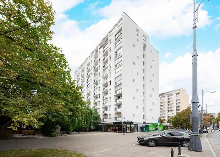 Krasinski Garden Elegant By Bookinghost Apartment